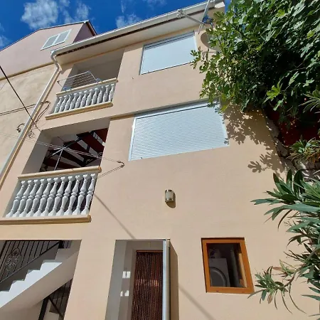 Sweet Sea Apartments Pakostane Exterior photo